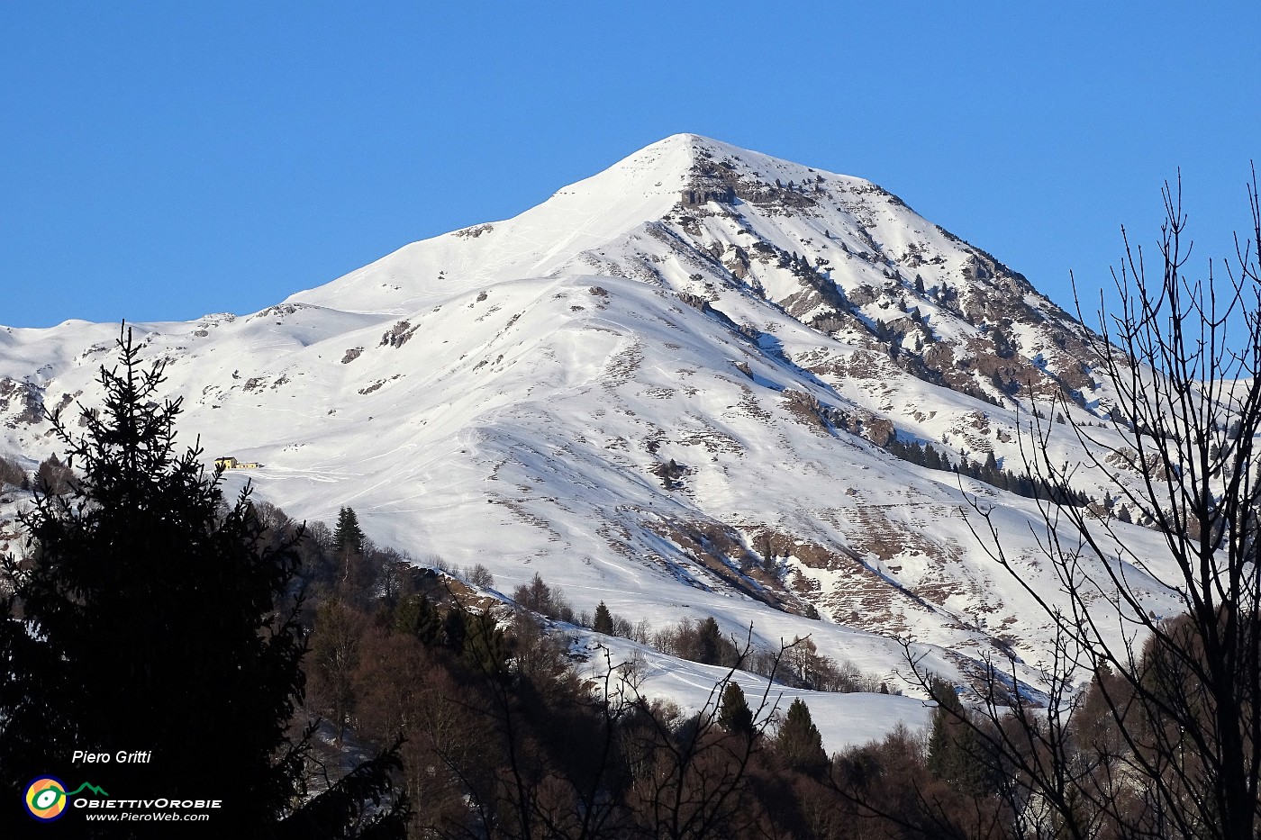 93 Bella cima il Sodadura, specie con la neve!.JPG